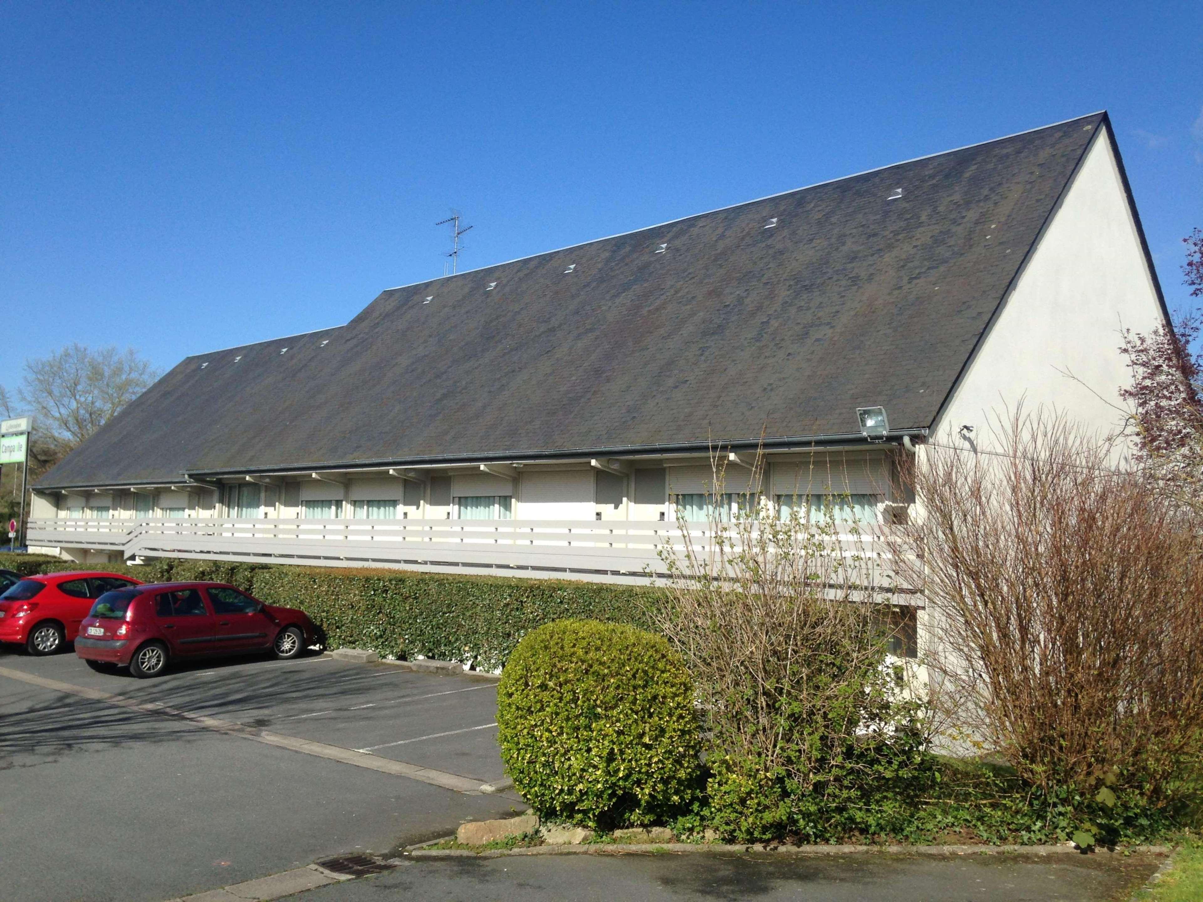 Campanile Bayeux Hotel Екстериор снимка