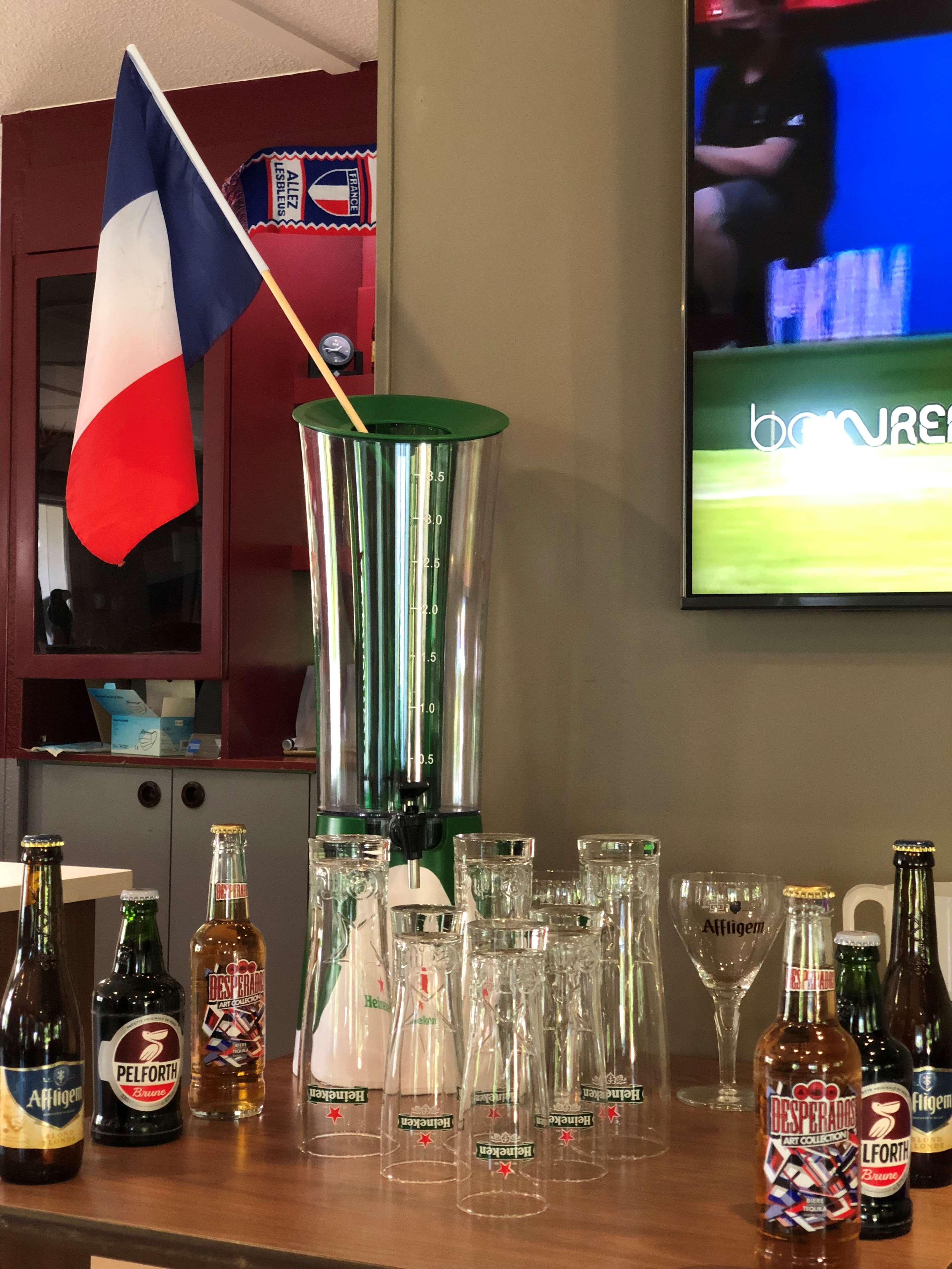 Campanile Bayeux Hotel Екстериор снимка