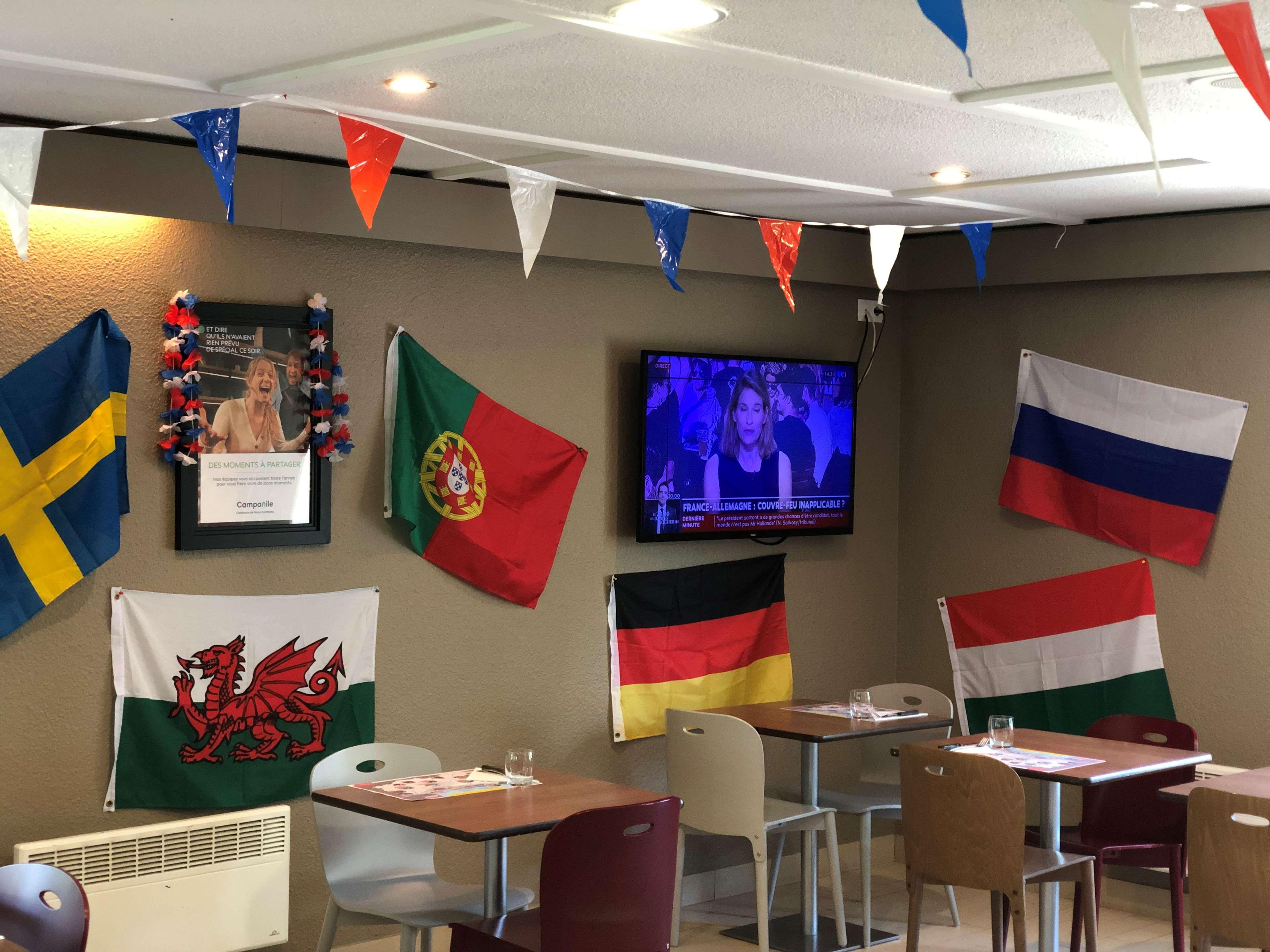 Campanile Bayeux Hotel Екстериор снимка
