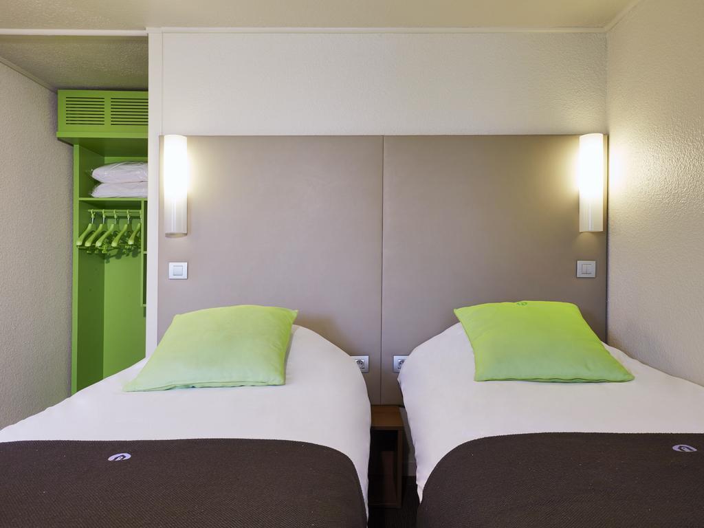 Campanile Bayeux Hotel Екстериор снимка